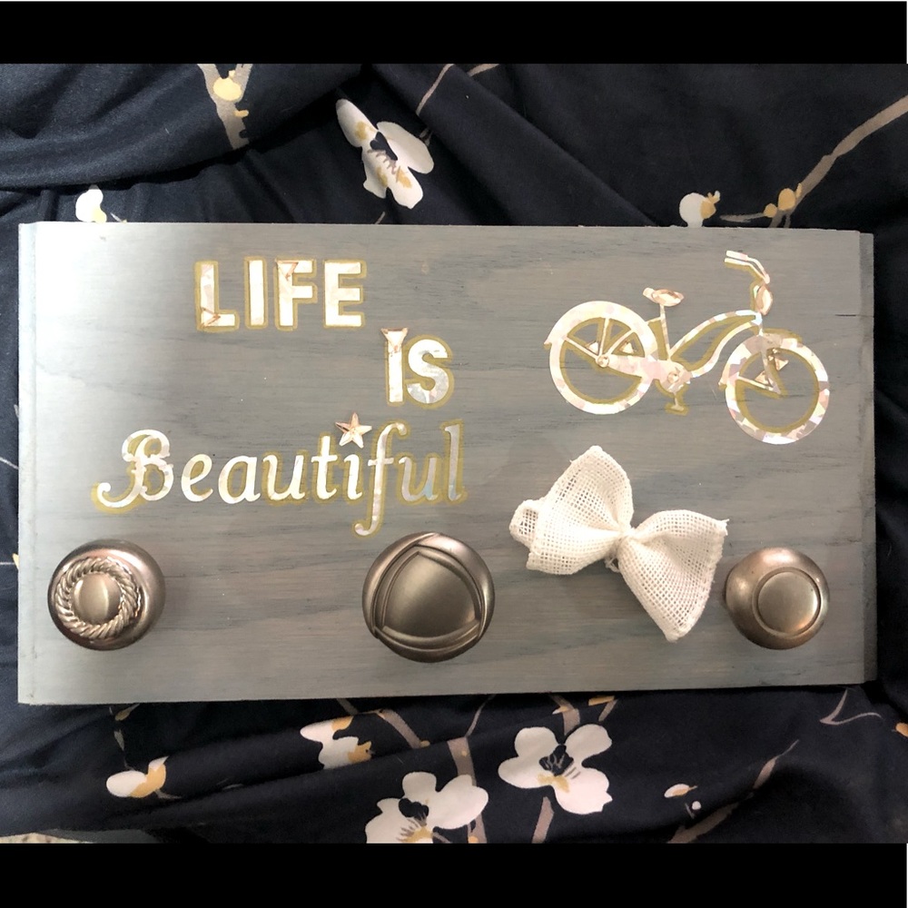 Handmade Farmhouse Decor Sign Life is Beautiful